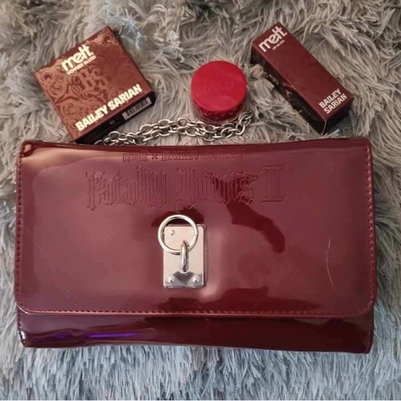 Melt Cosmetics x Bailey Sarian Fatally Yours II collection - Picture 2 of 7